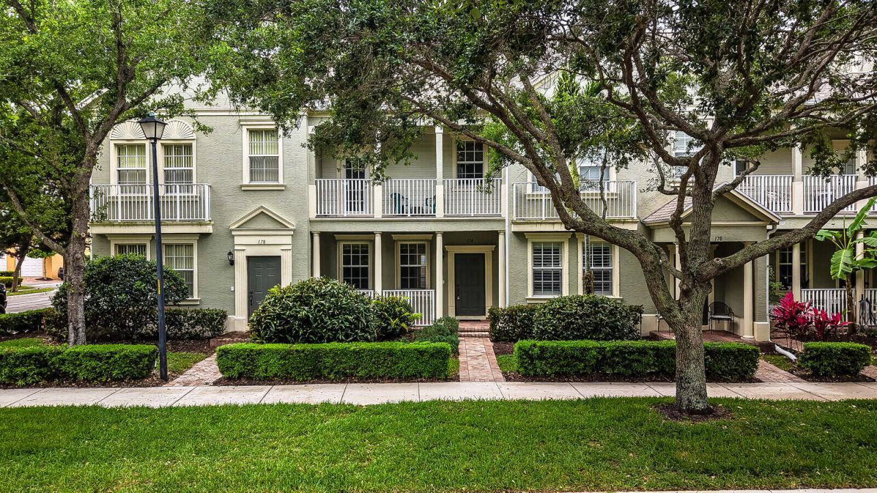 174 W Thatch Palm Circle, Jupiter, FL 33458 Photo