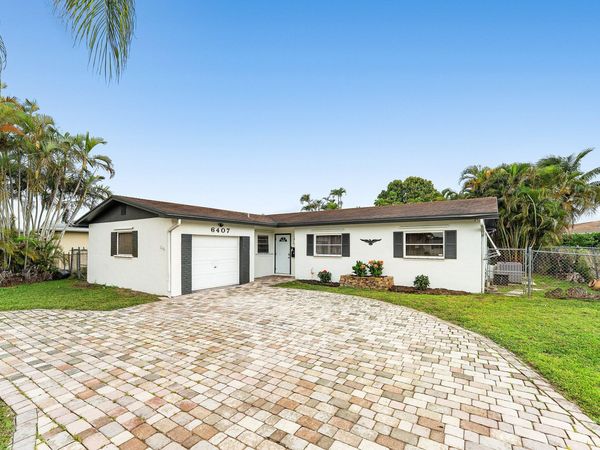 6407 Boulevard Of Champions Boulevard Of Champion, North Lauderdale, FL 33068