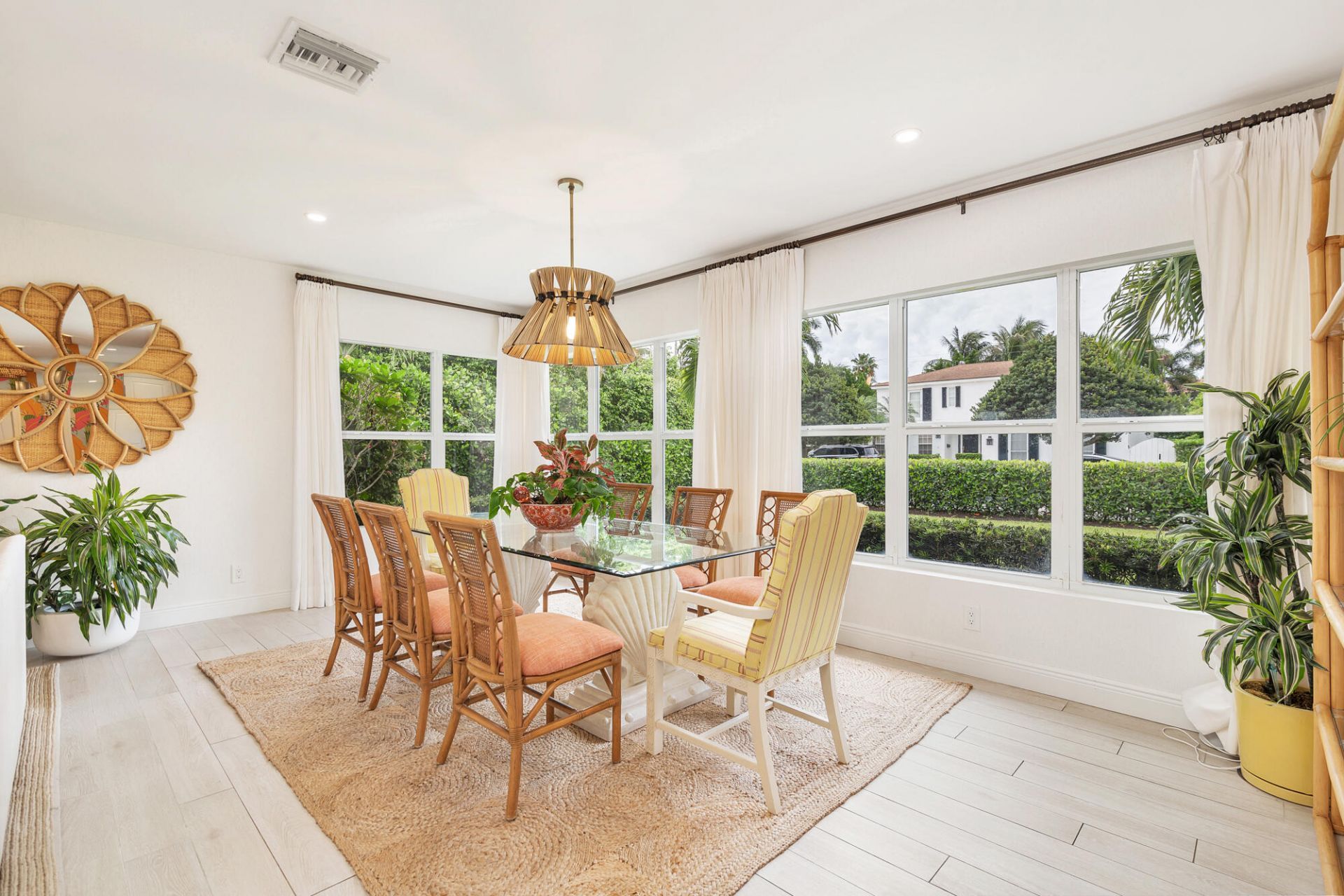 225 Russlyn Drive, West Palm Beach, FL 33405 Photo