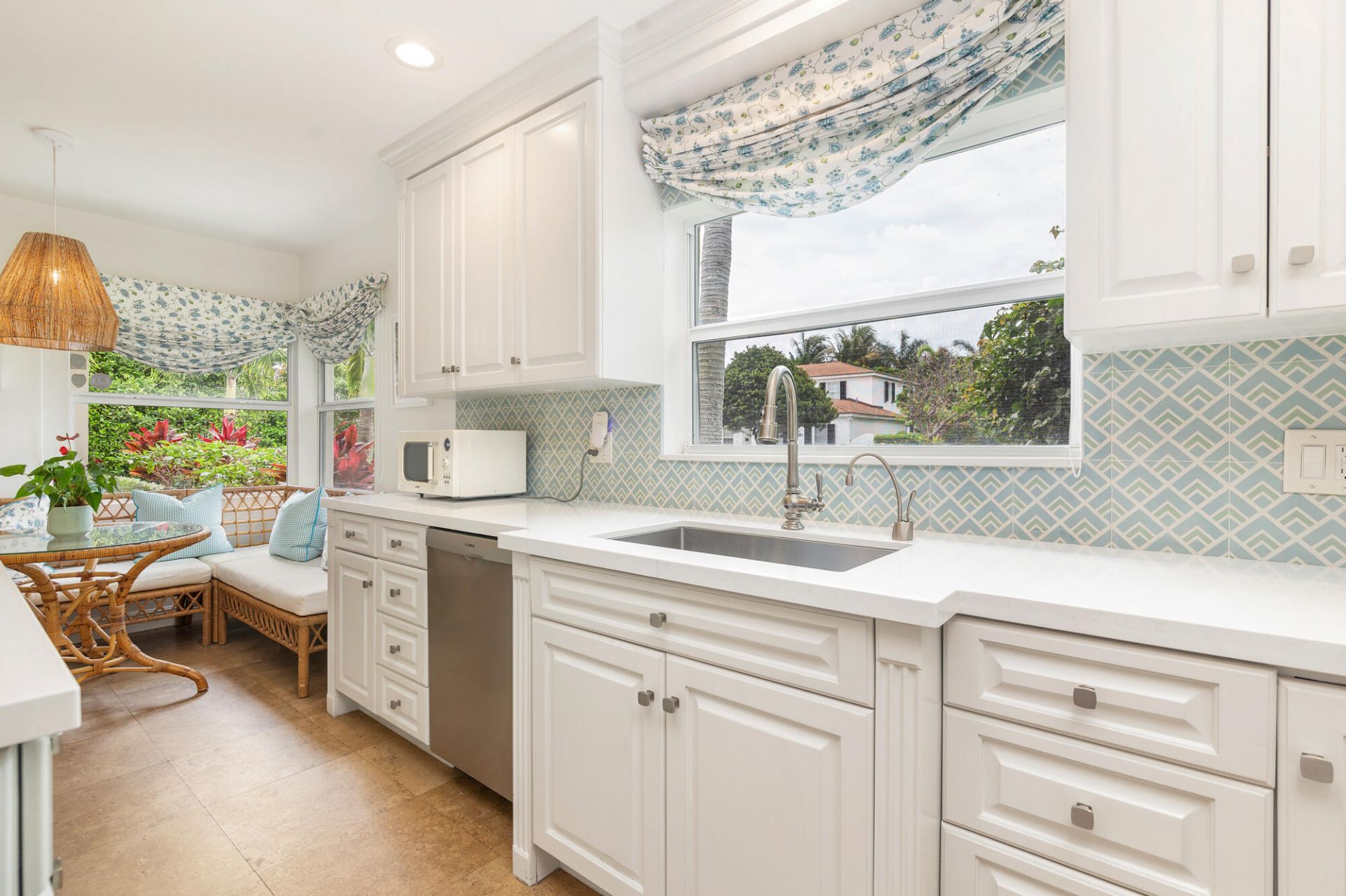 225 Russlyn Drive, West Palm Beach, FL 33405 Photo