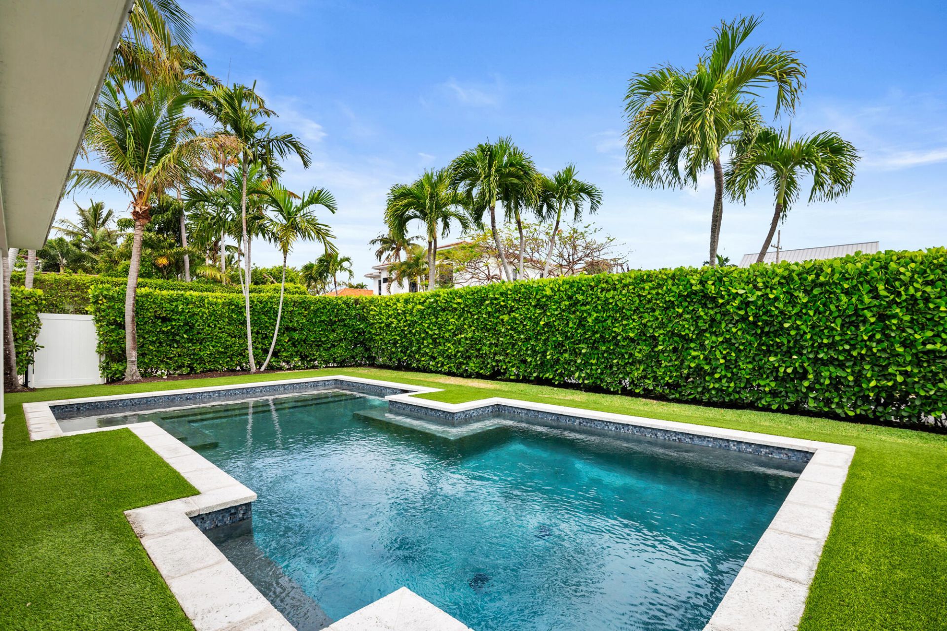 225 Russlyn Drive, West Palm Beach, FL 33405 Photo