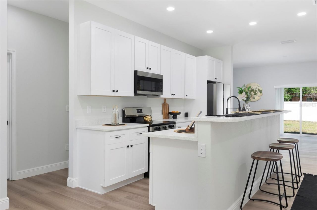 1934 Auburn Street S, Saint Petersburg, FL 33712 Photo