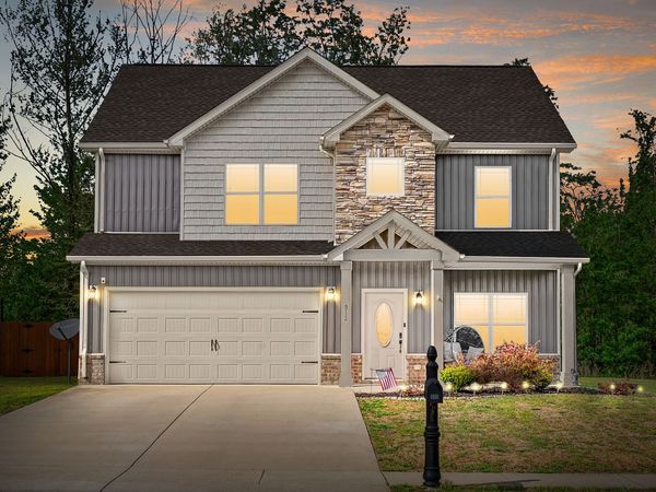 513 Somerset Ln , Clarksville, TN 37042