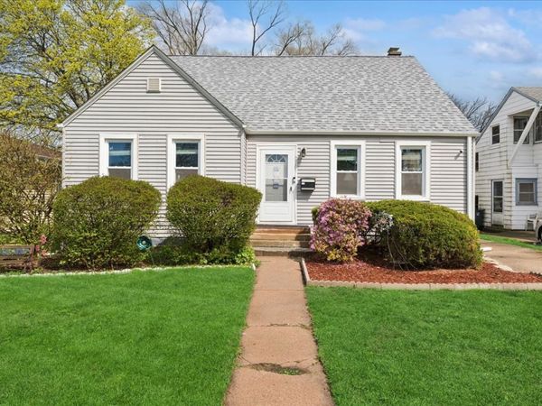 2107 Eshcol Avenue , Zion, IL 60099