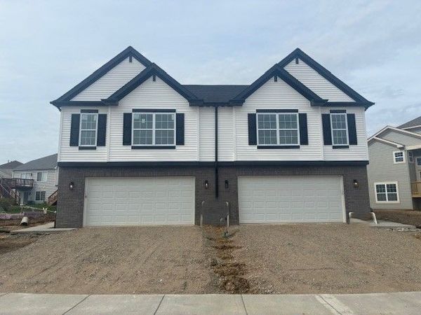 929 Saddle Ridge Drive , Joliet, IL 60432