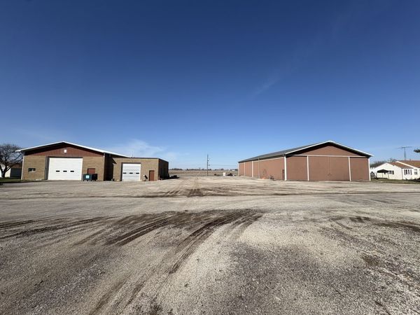 7365 E Chiniquy Street , St. Anne, IL 60964