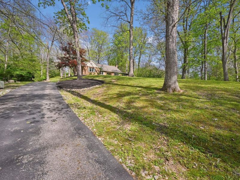 5500 Koester Knoll, Stonelick Twp, OH 45103 Photo 3