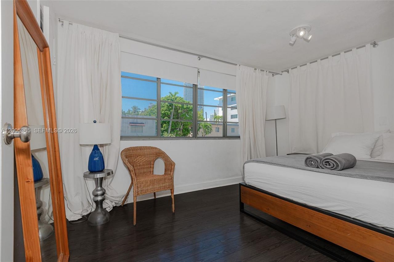 1005 9th St , Unit 2, Miami Beach, FL 33139 Photo