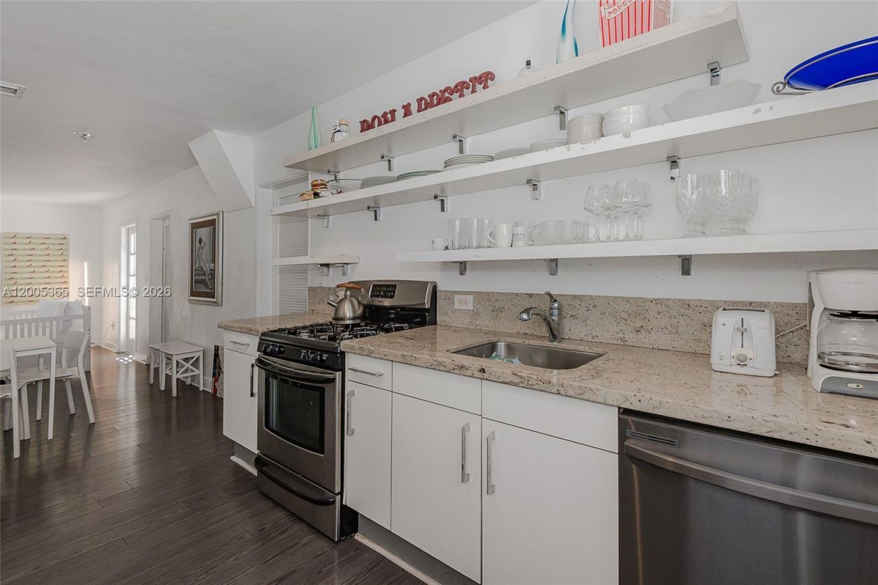 1005 9th St , Unit 2, Miami Beach, FL 33139 Photo