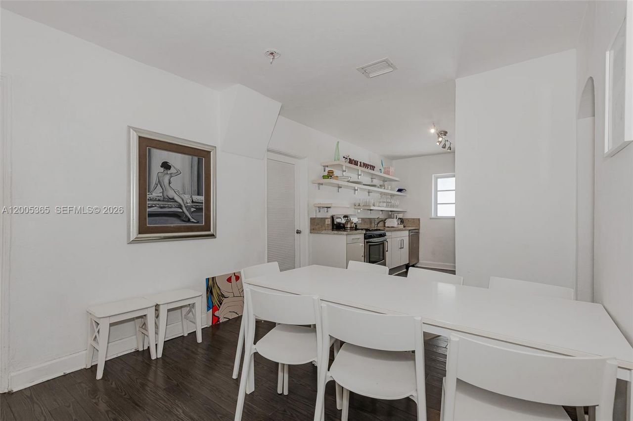 1005 9th St , Unit 2, Miami Beach, FL 33139 Photo
