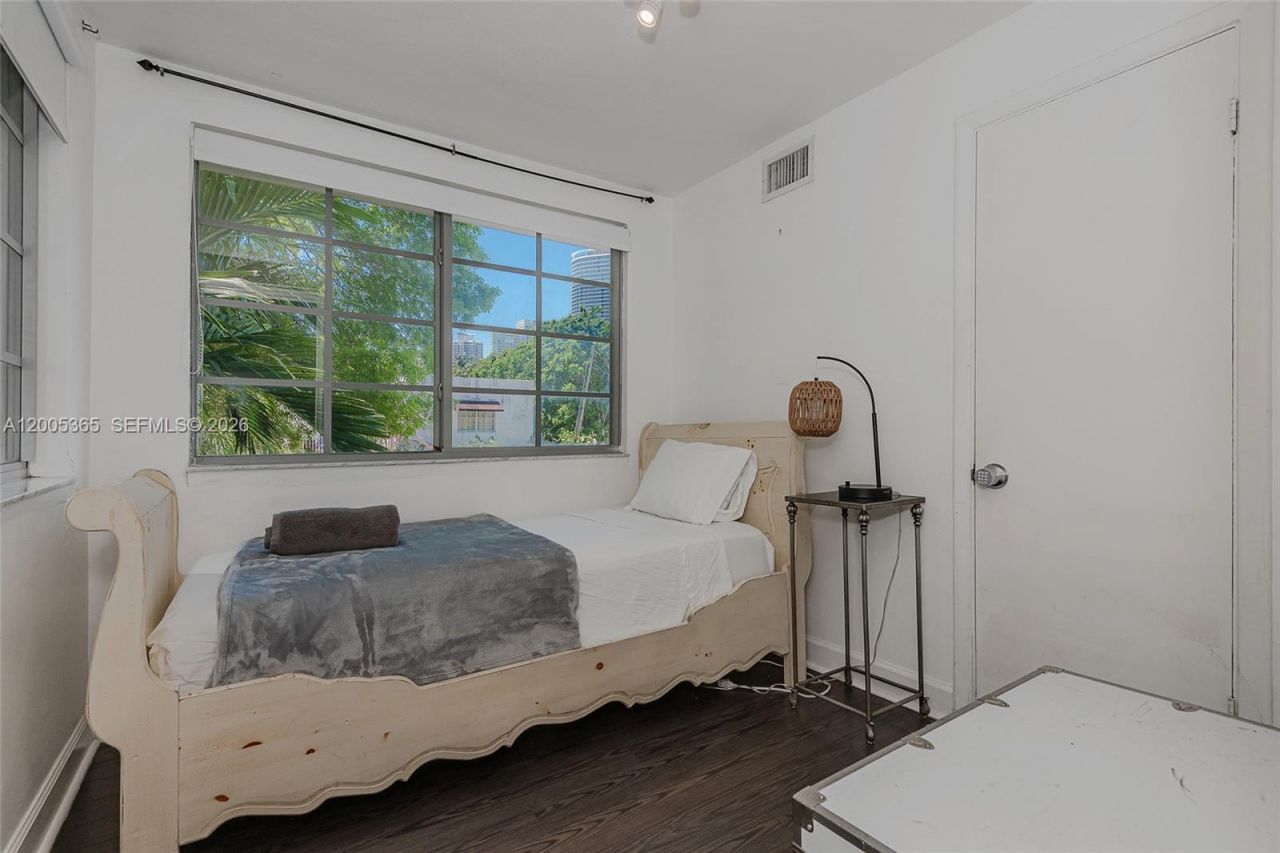 1005 9th St , Unit 2, Miami Beach, FL 33139 Photo