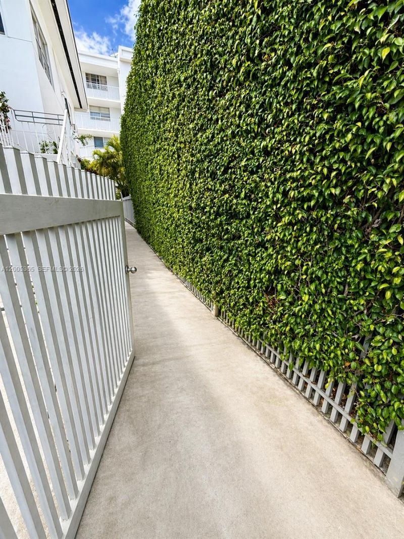 1005 9th St , Unit 2, Miami Beach, FL 33139 Photo