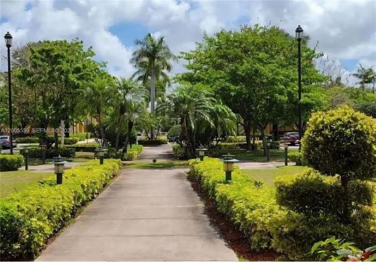 7260 NW 114th Ave , Unit 10810, Doral, FL 33178 Photo