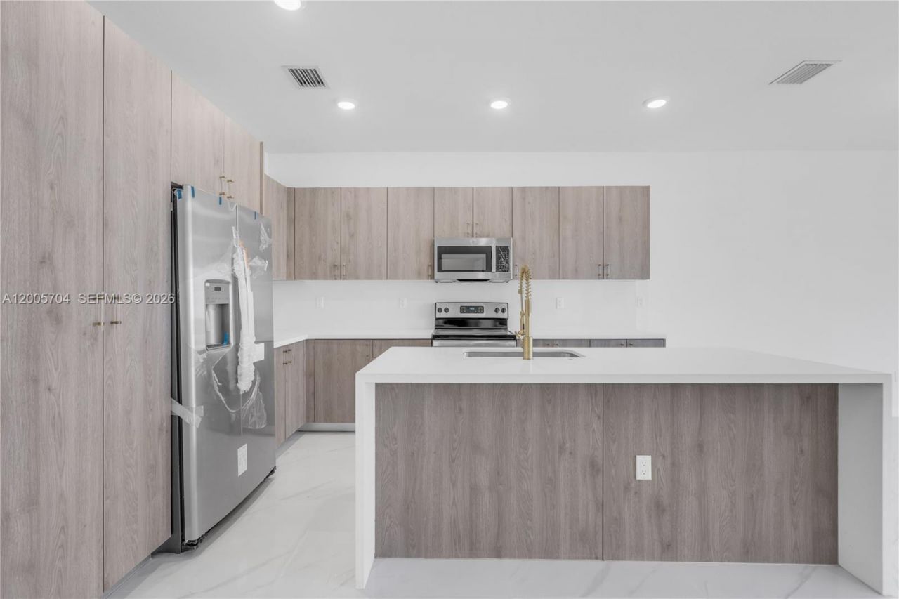 22431 SW 125 Ave , Unit 19B, Miami, FL 33033 Photo