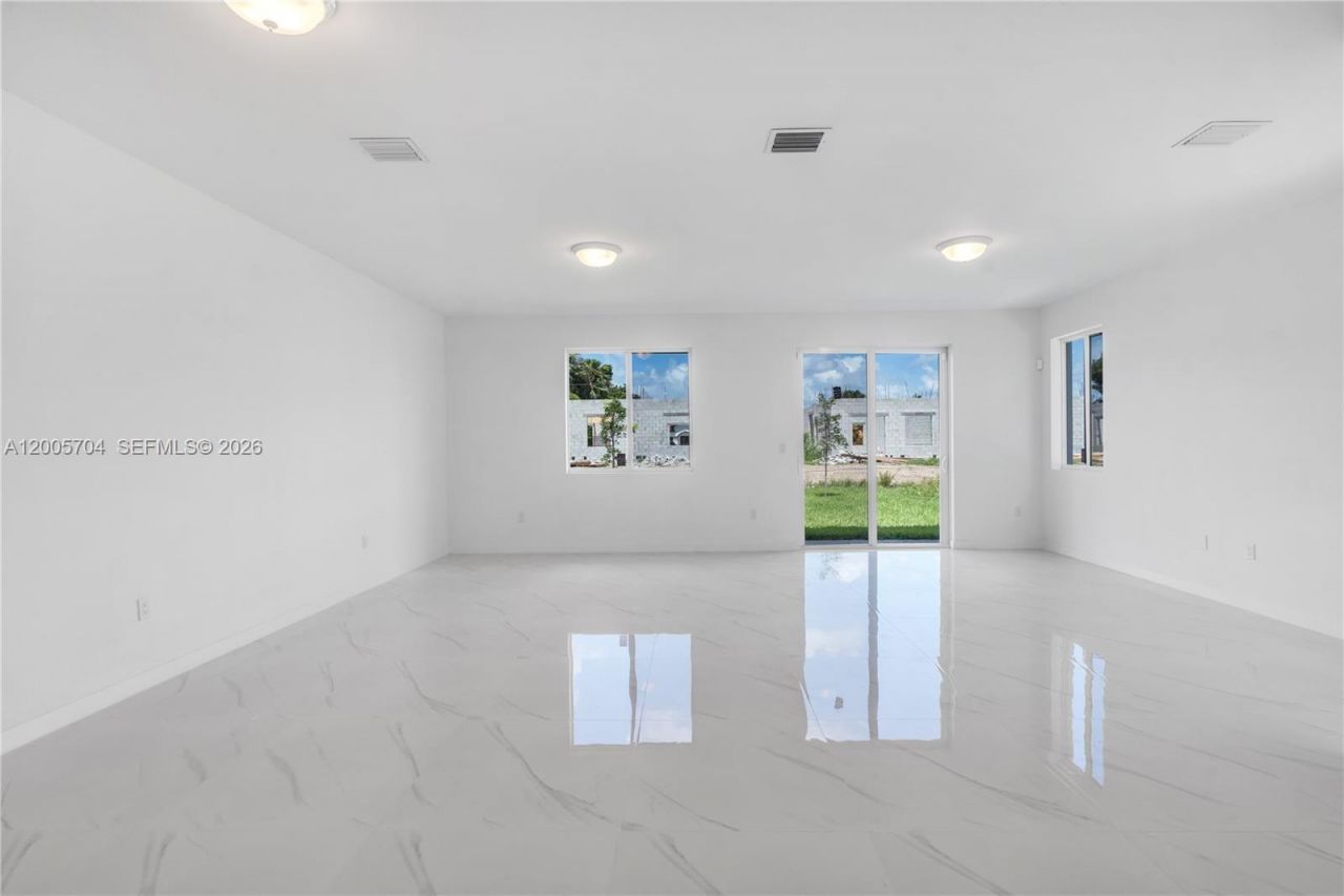 22431 SW 125 Ave , Unit 19B, Miami, FL 33033 Photo