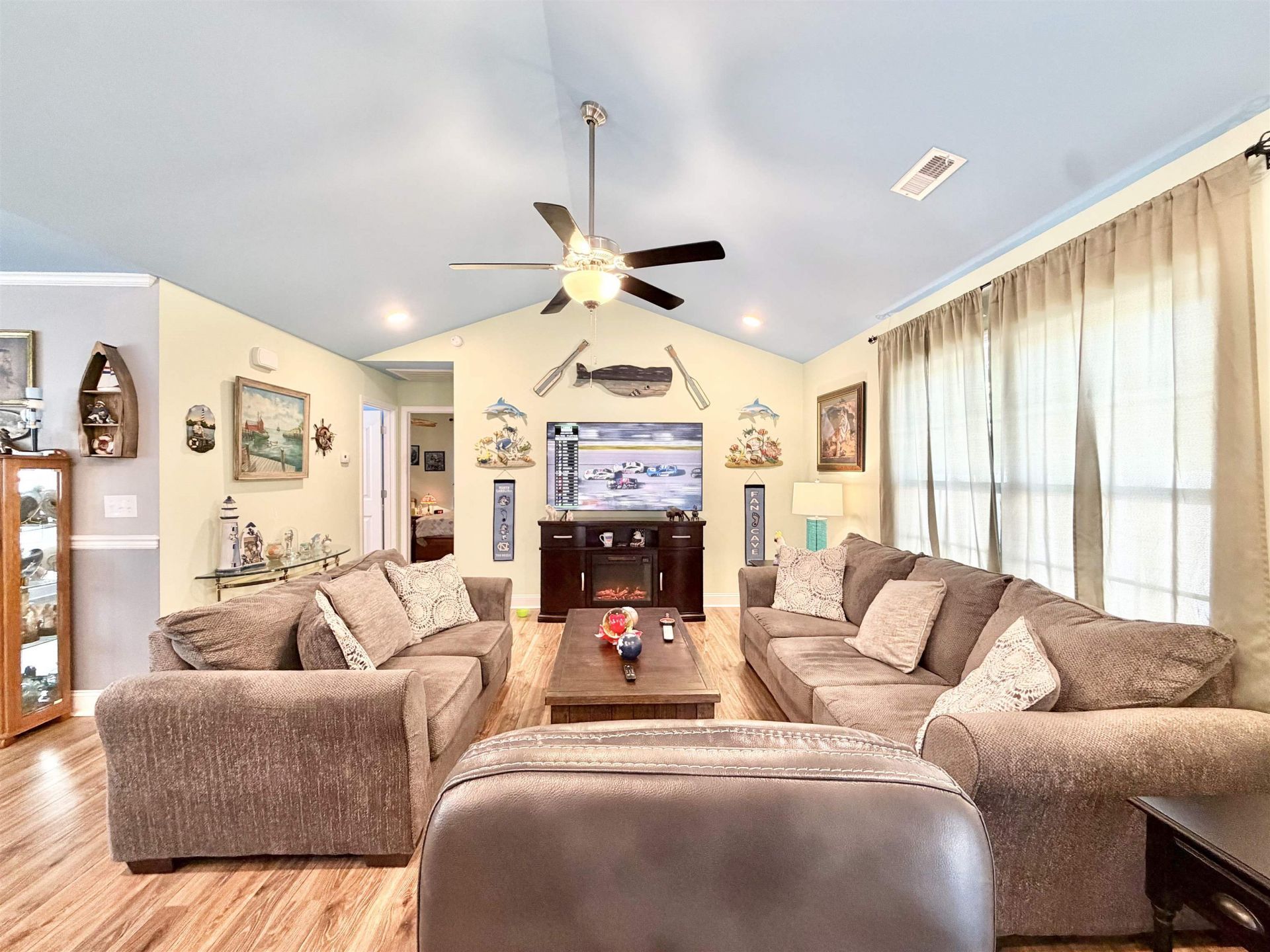 137 Adelphia Rd. Photo 14