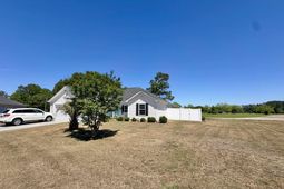 137 Adelphia Rd. photo 4