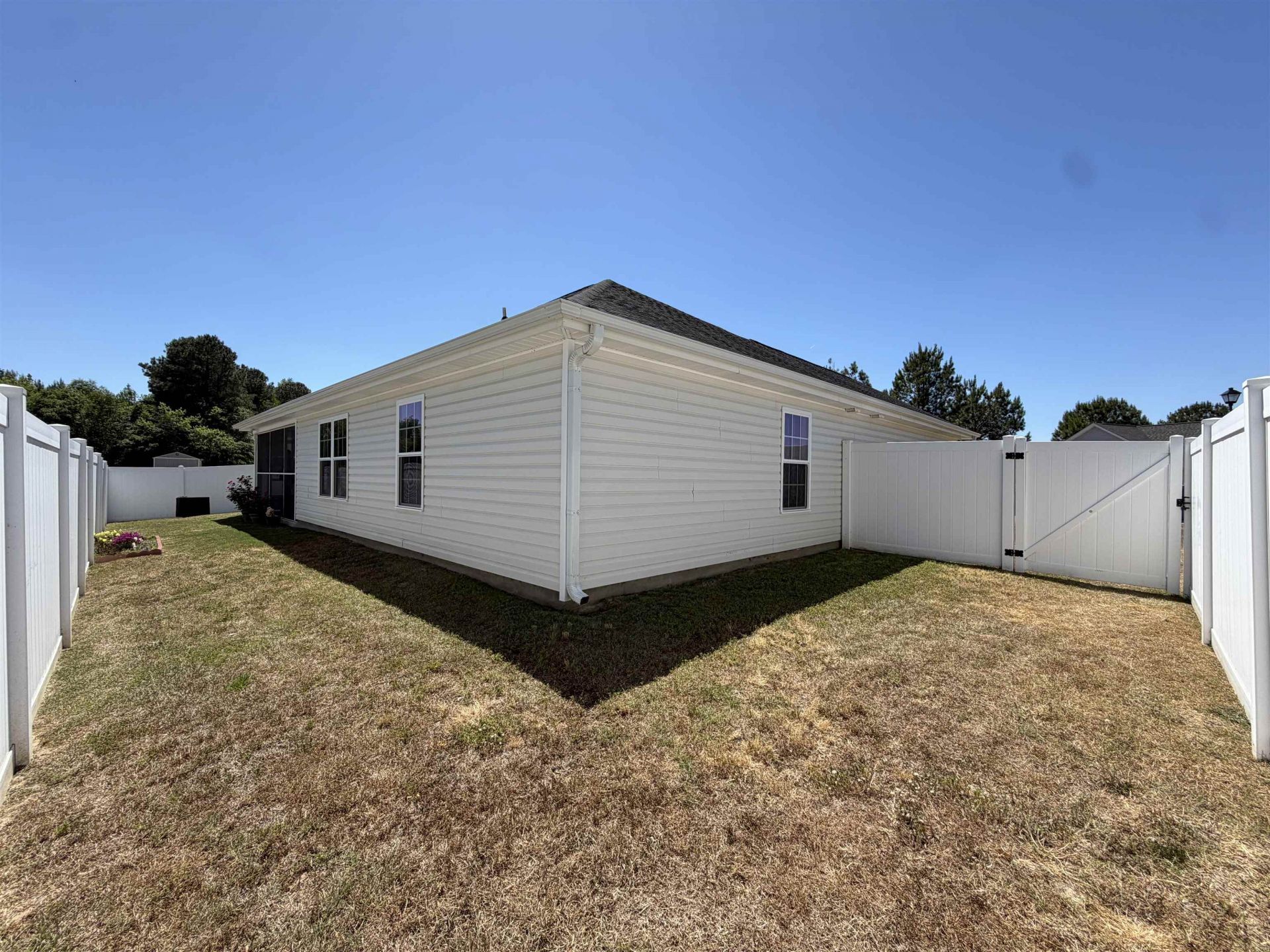 137 Adelphia Rd. Photo 24