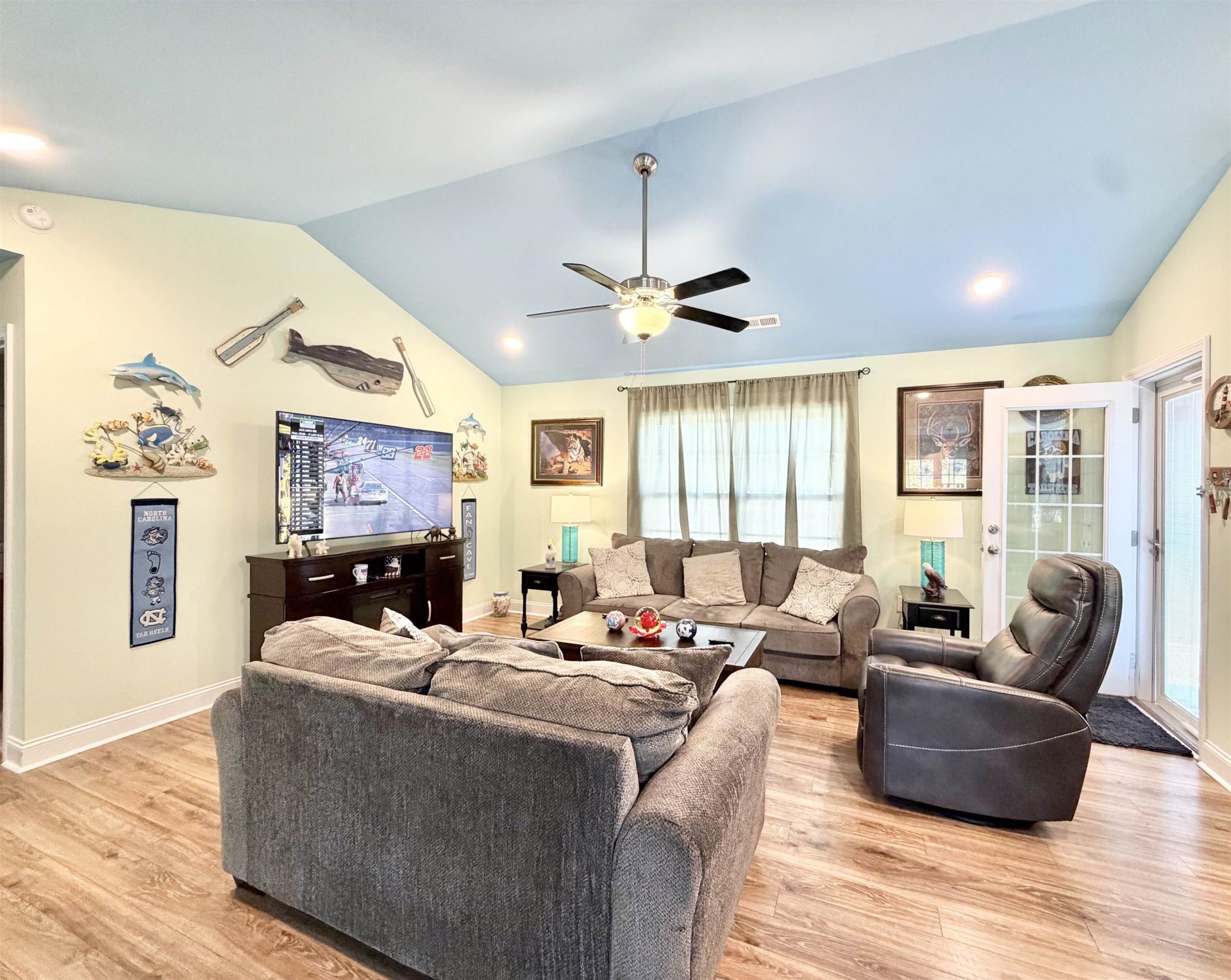 137 Adelphia Rd. Photo 4
