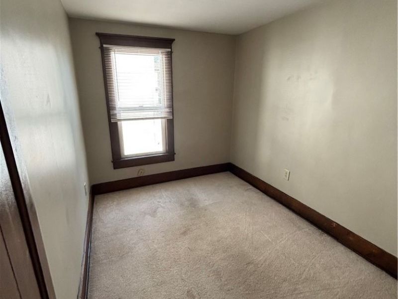 707 Locust Street, Coshocton, OH 43812 Photo 13