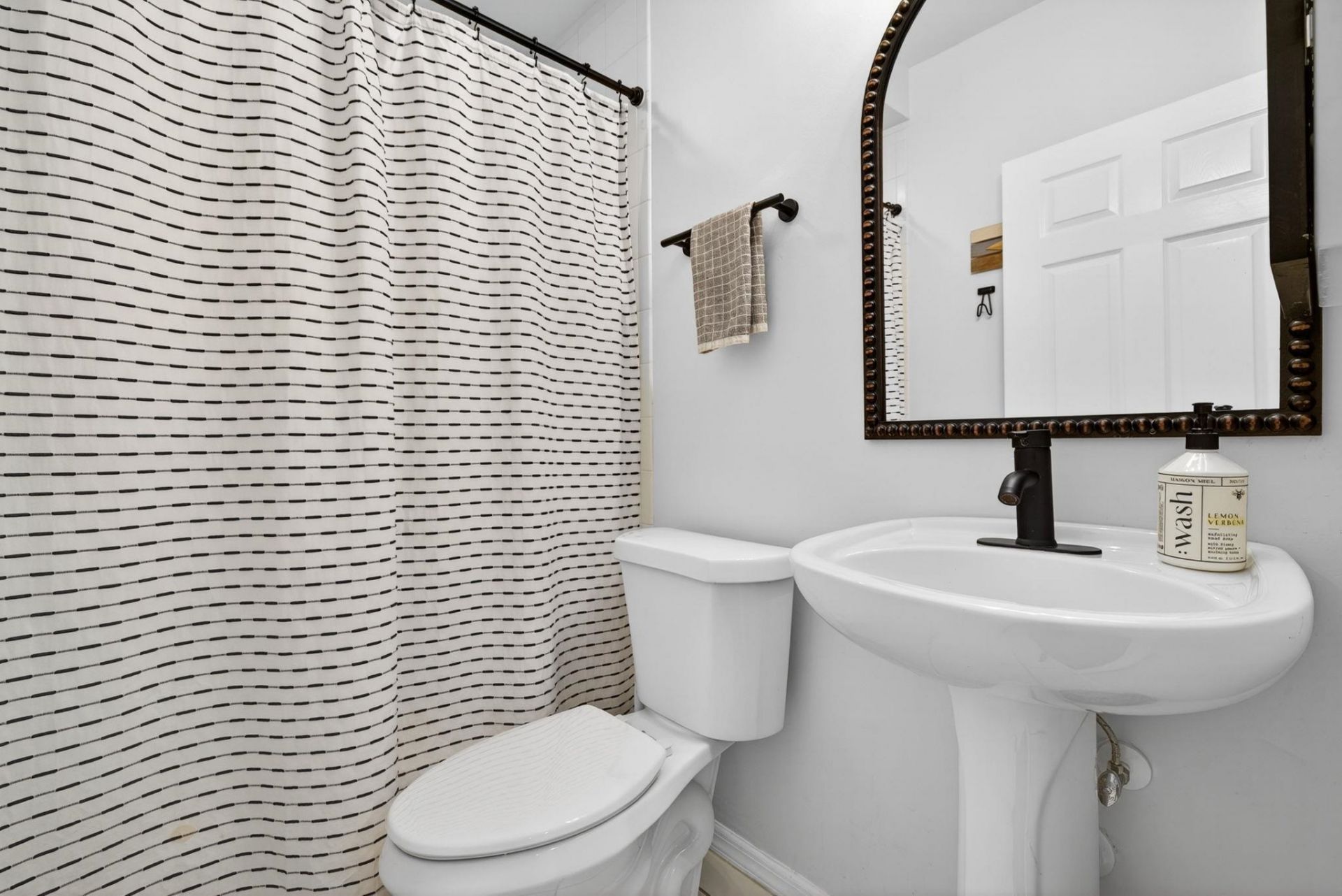 5450 Park Rd, Unit 4, Fort Myers, FL 33908 Photo