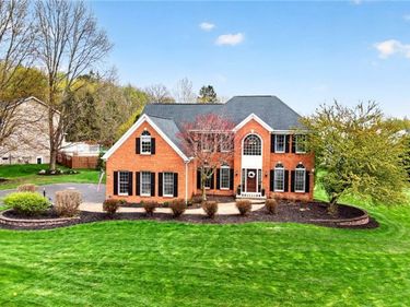 22 Stanford Way , Fairport, NY 14450