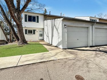 607 E Burnsville Parkway, Unit 13, Burnsville, MN 55337