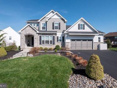 3517 COVENTRY DRIVE, MACUNGIE, PA 18062