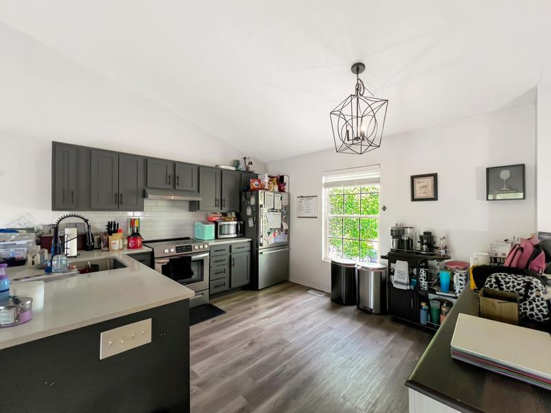 1635 Westmeadow Drive , Columbus, OH 43223 Photo 5