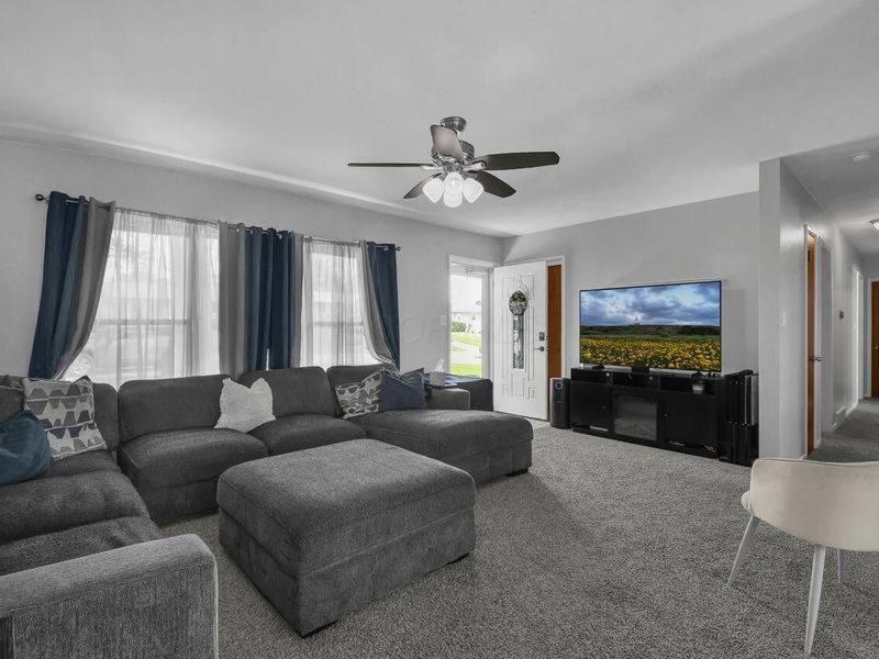 667 Euclid Avenue, Newark, OH 43055 Photo 6