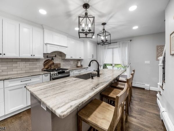 34 Cameron Ave, Pequannock, NJ 07444