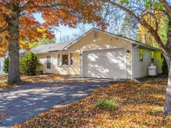 176 Falvey Street , Bangor, ME 04401