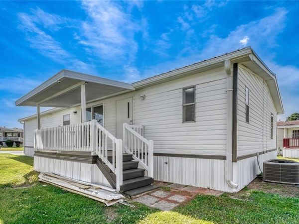 916 Bel Air Boulevard , Hampton, GA 30228