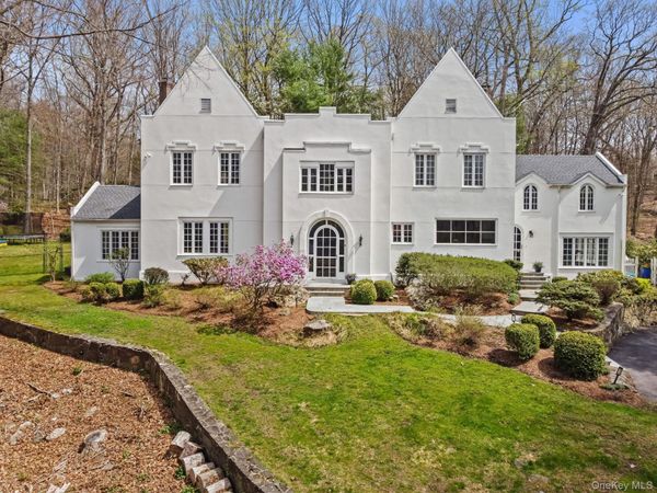 17 Spyrock Road , Pound Ridge, NY 10576