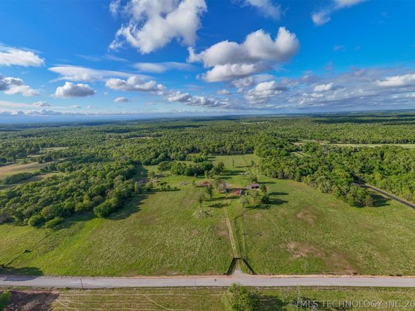 7885 E 590 Road, Locust Grove, OK 74352