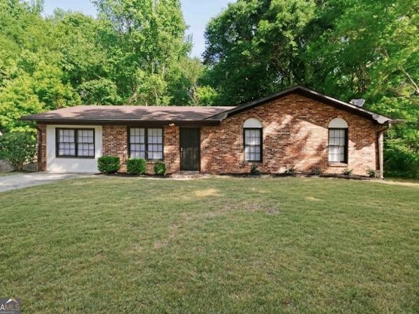 400 CEDAR WOOD Court, Atlanta, GA 30349