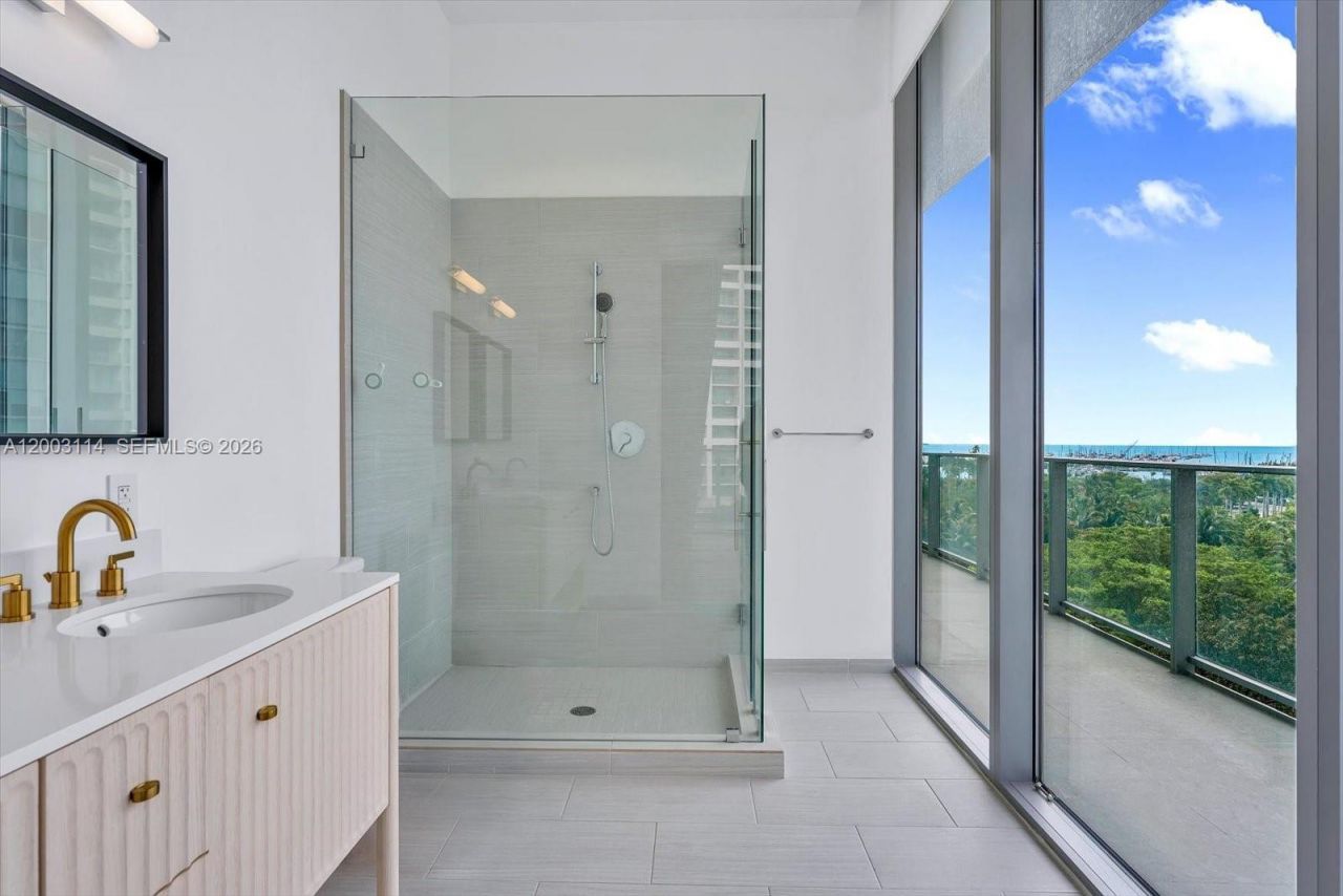 2675 S Bayshore Dr, Unit 602S, Miami, FL 33133 Photo