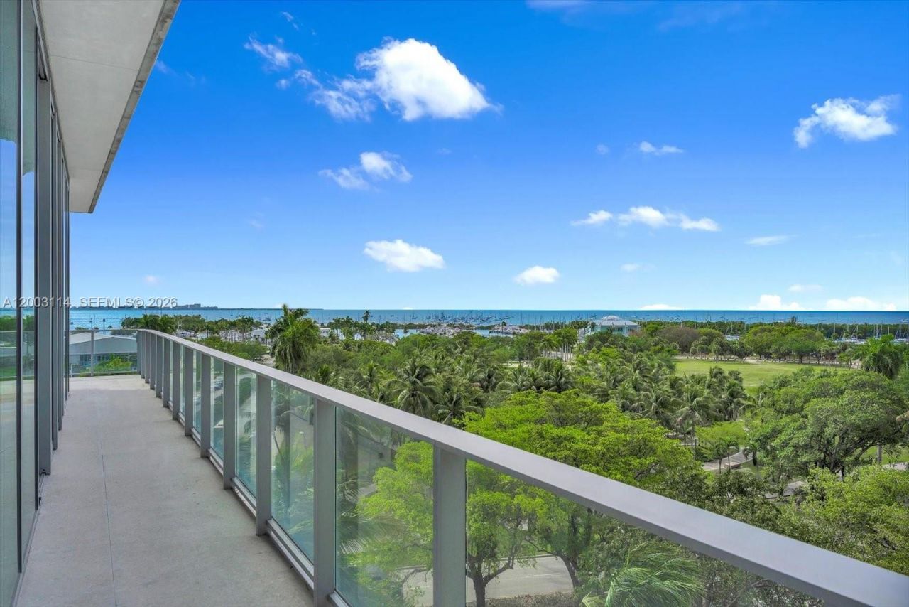 2675 S Bayshore Dr, Unit 602S, Miami, FL 33133 Photo
