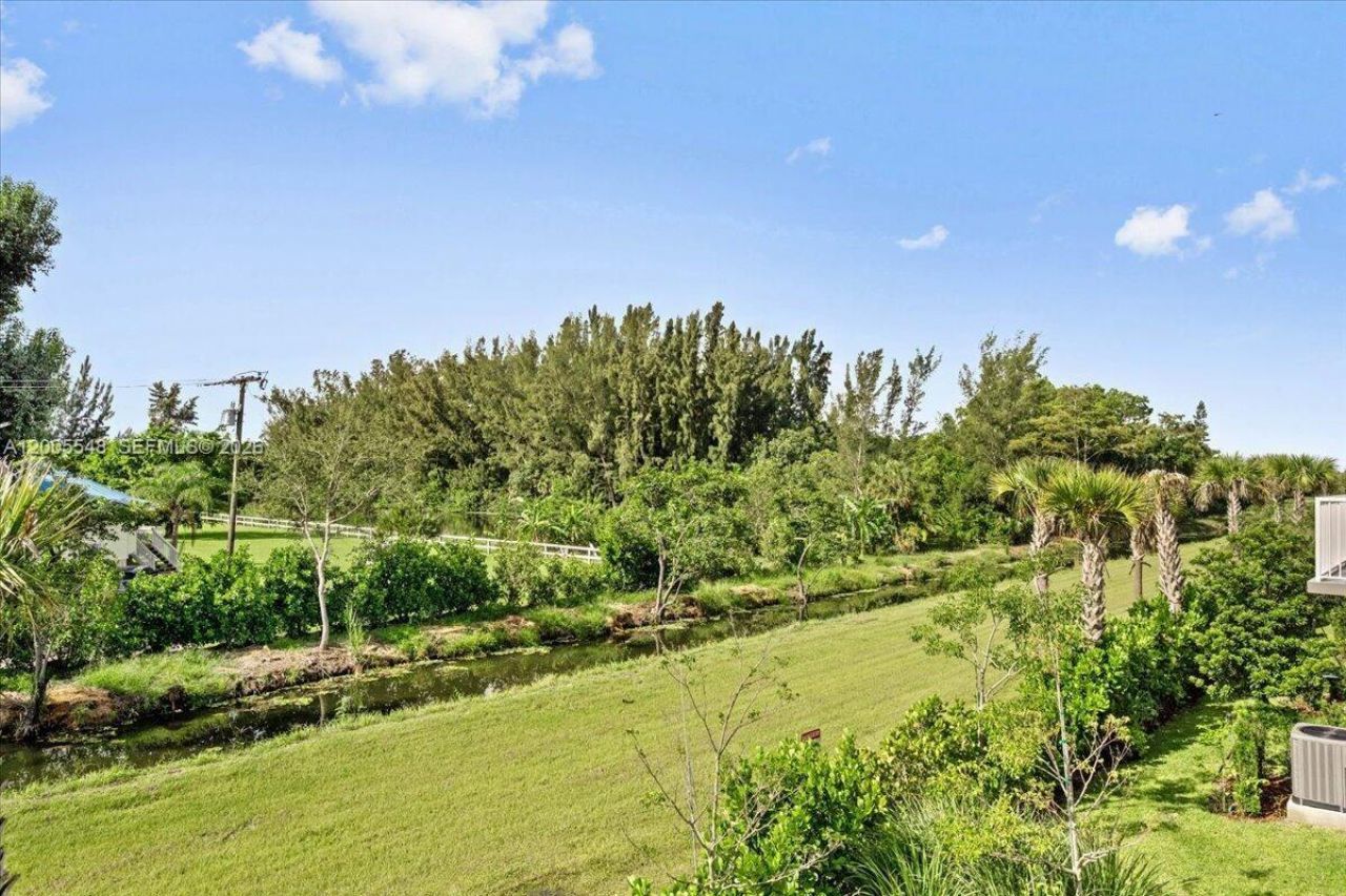 640 Pioneer Way , Unit 640, Royal Palm Beach, FL 33411 Photo