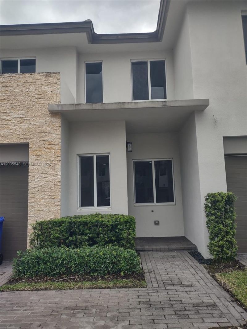 640 Pioneer Way , Unit 640, Royal Palm Beach, FL 33411 Photo