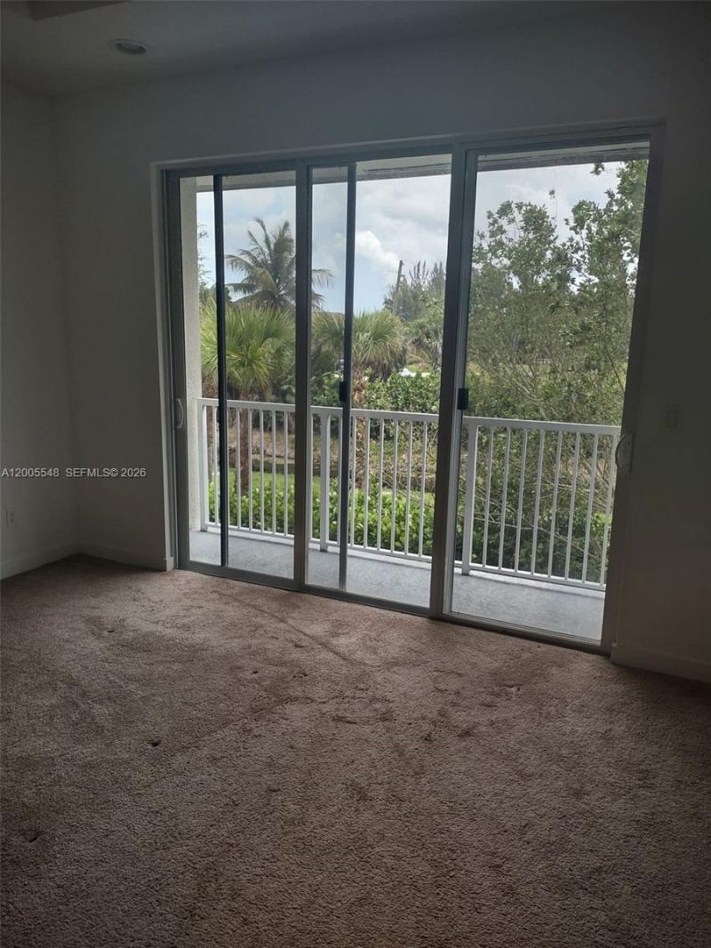 640 Pioneer Way , Unit 640, Royal Palm Beach, FL 33411 Photo