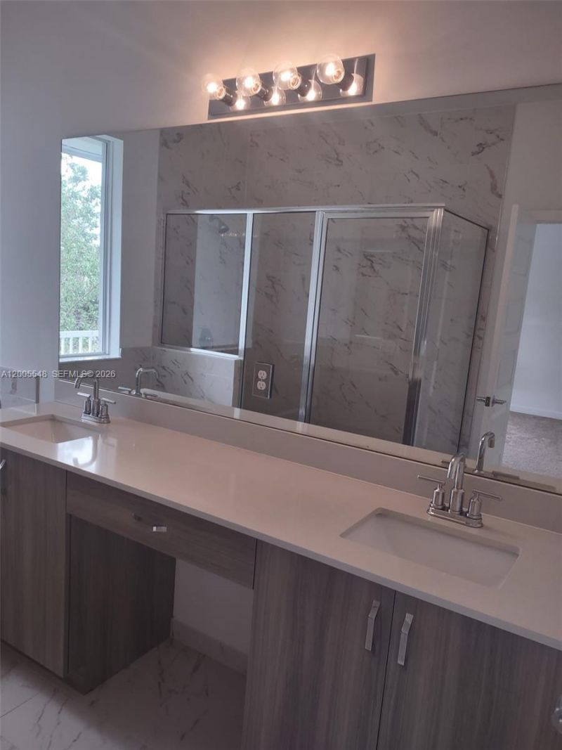 640 Pioneer Way , Unit 640, Royal Palm Beach, FL 33411 Photo