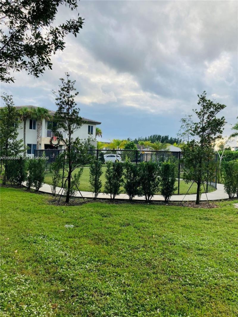 640 Pioneer Way , Unit 640, Royal Palm Beach, FL 33411 Photo