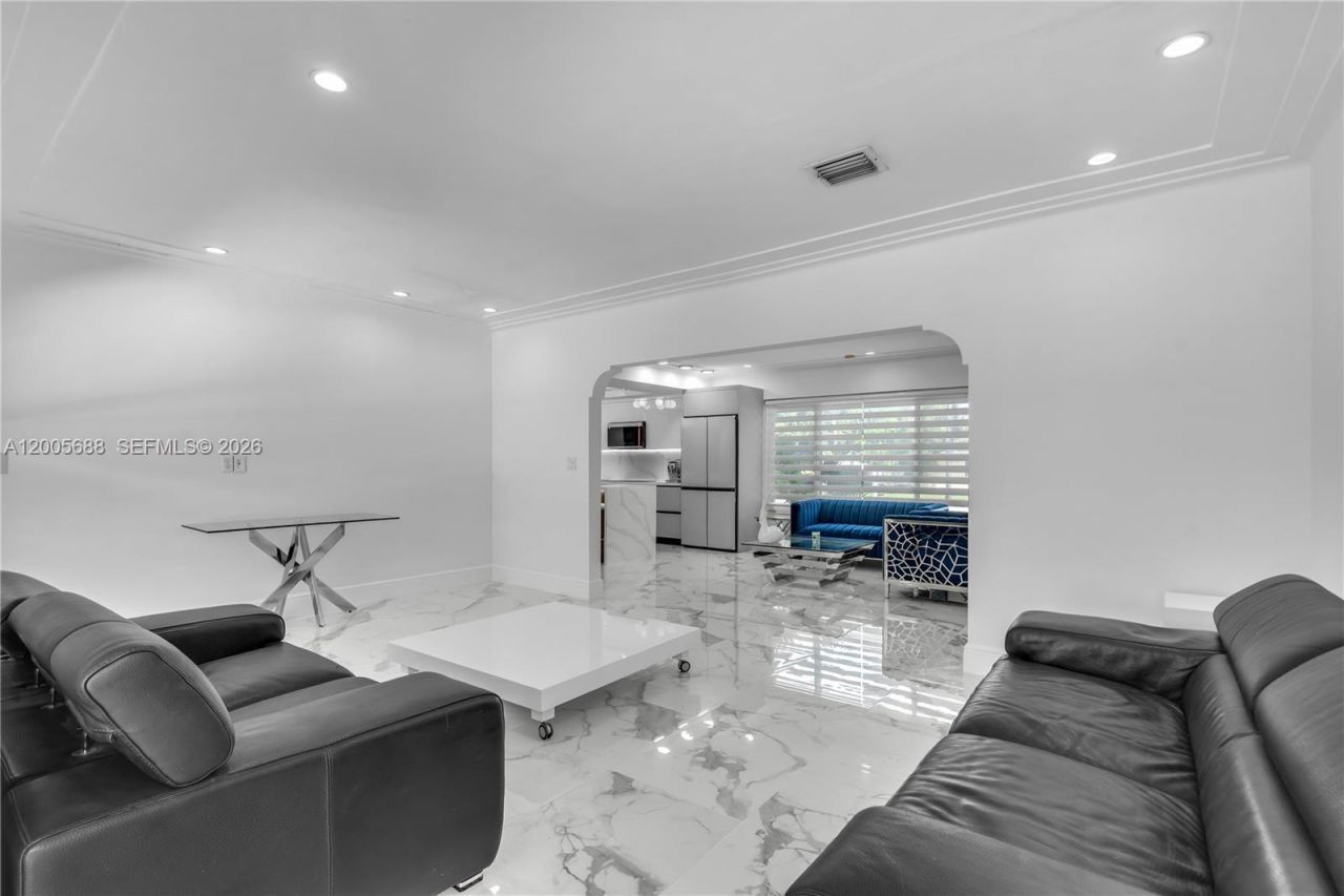 170 NW 105th St, Miami Shores, FL 33150 Photo