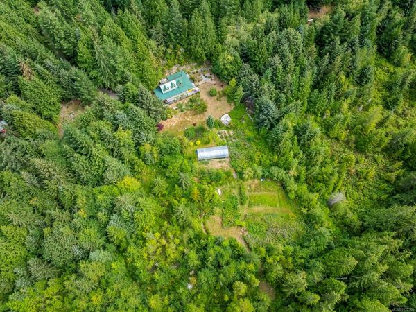 481 Olmstead Rd, Cortes Island, BC V0P 1Z0