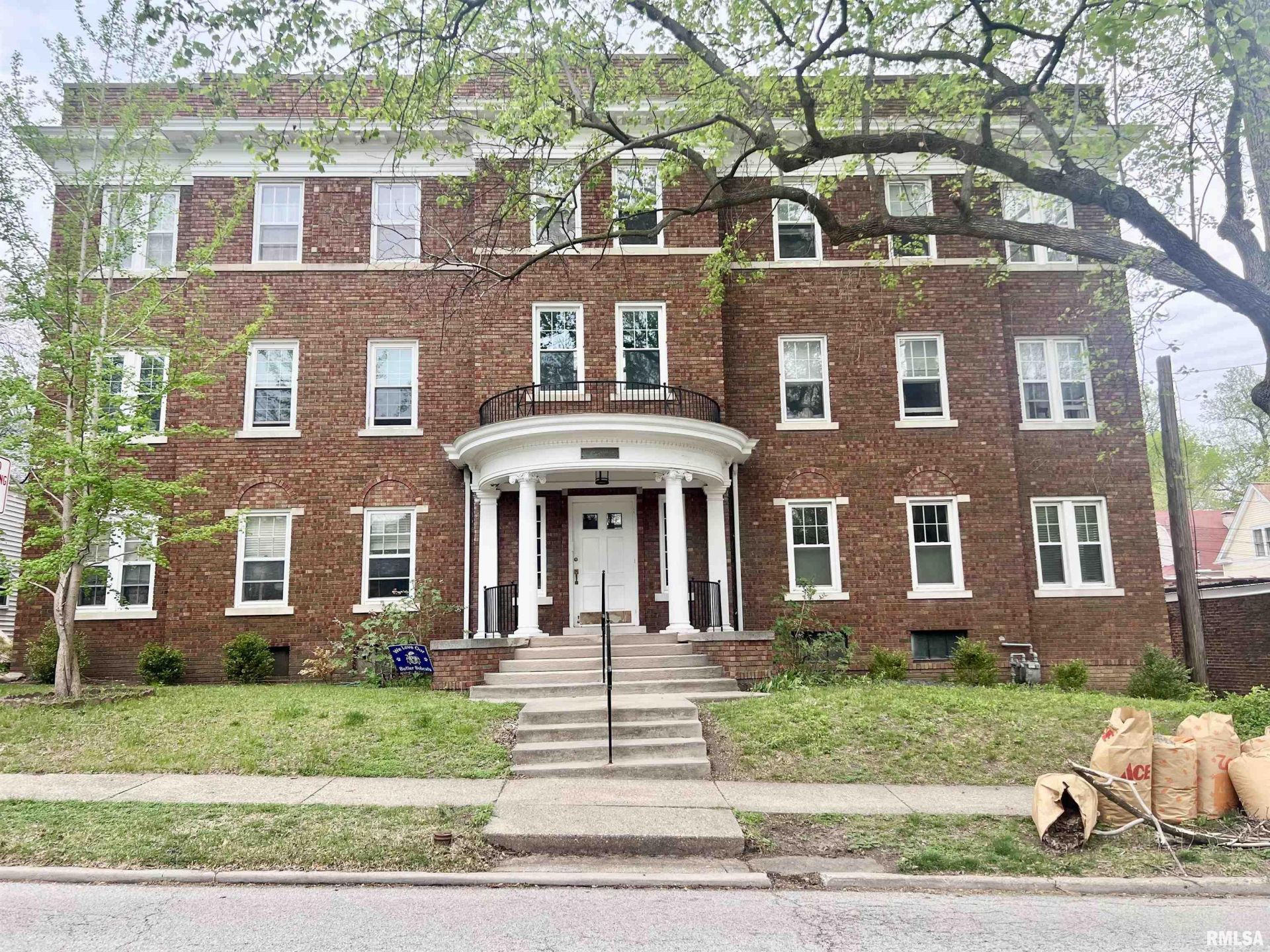 1217 W Fayette Avenue, Unit F, Springfield, IL 62704 Main Photo