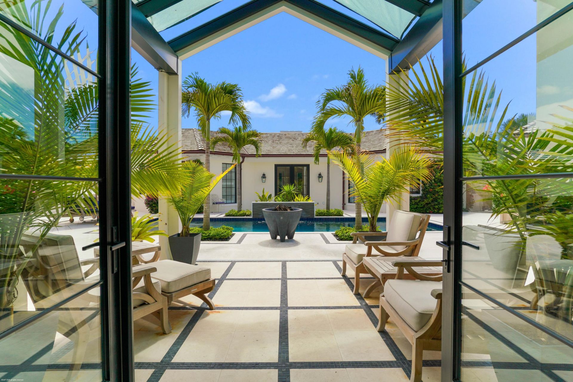 55 Links Road, Jupiter Island, FL 33455 Photo