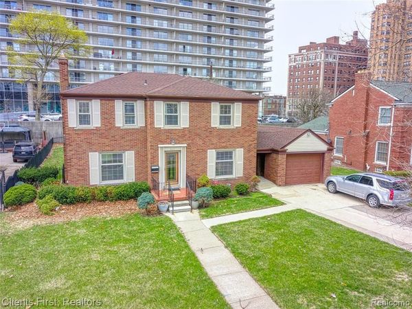 551 Fiske Drive, Detroit, MI 48214