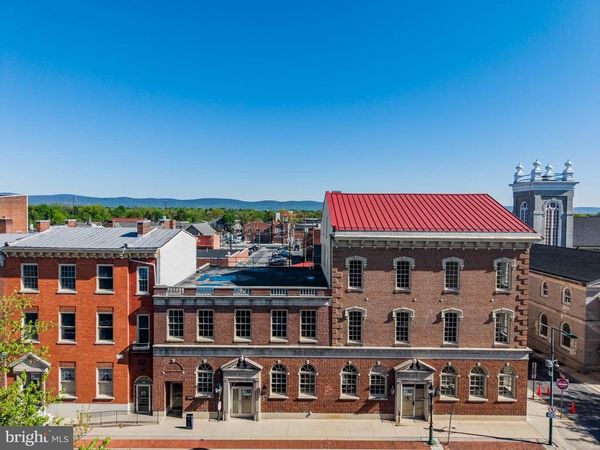 1 W HIGH STREET , CARLISLE, PA 17013