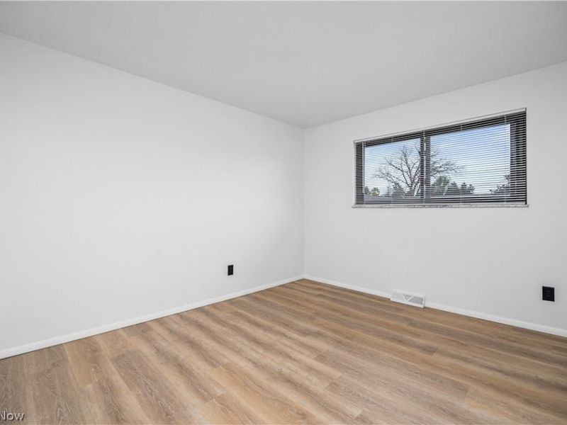 24635 Clareshire Drive, Unit 203, North Olmsted, OH 44070 Photo 19